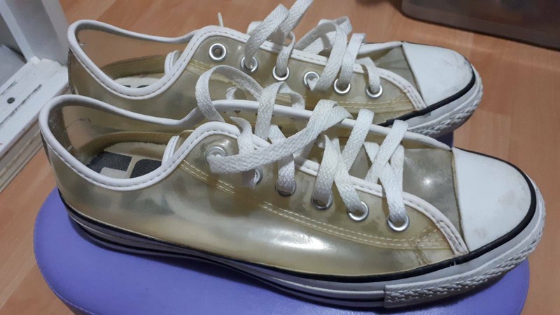 clear plastic converse